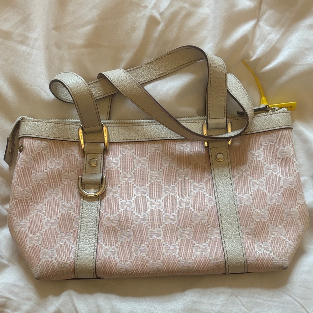 Gucci Beige and Pink Shoulder Bag